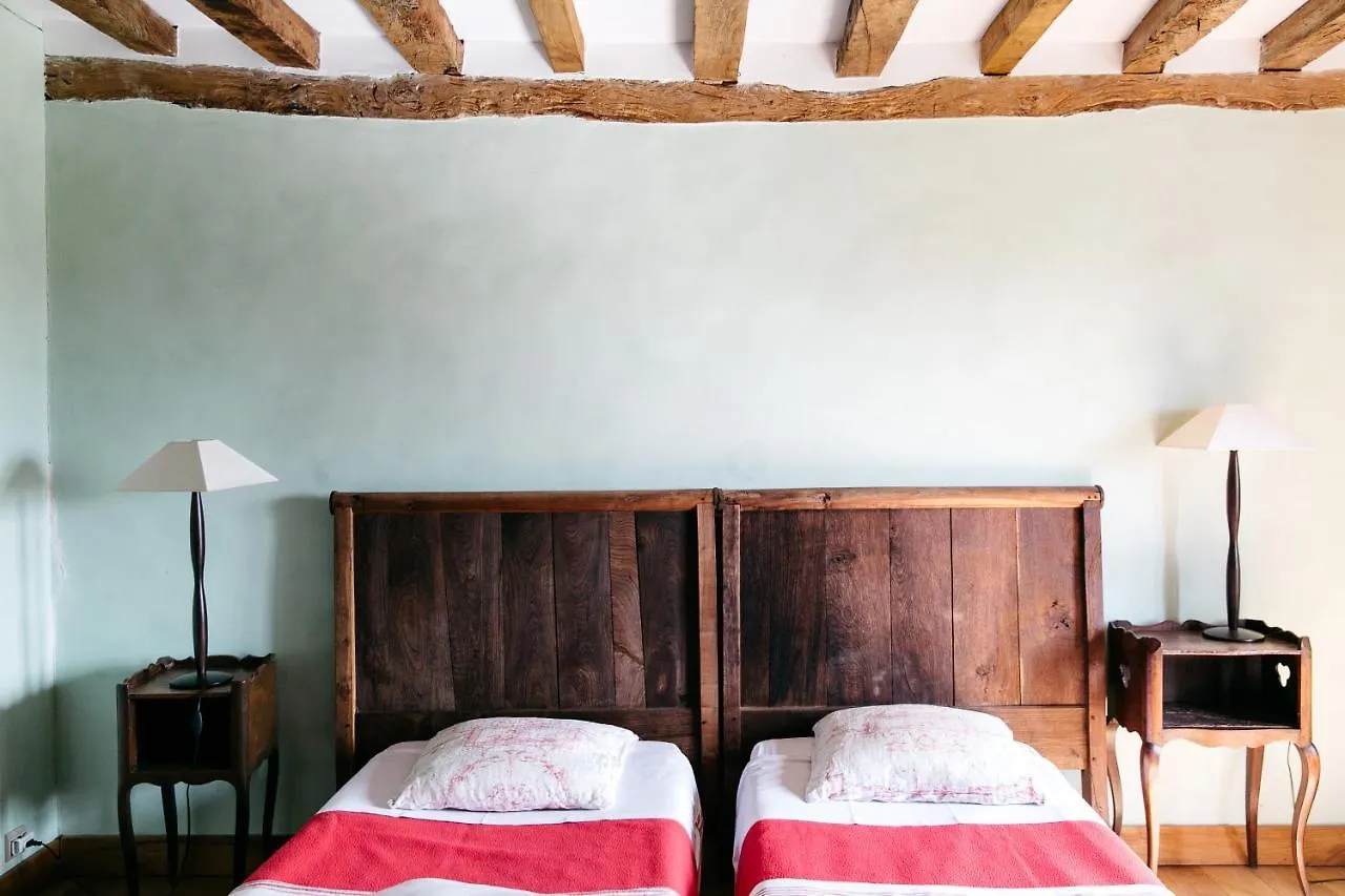 La Vieille Foulonnière : Chambres d'hôtes&Permaculture Pontorson Alojamento de Acomodação e Pequeno-almoço
